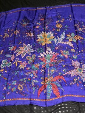 CarLyn 100% Silk Scarf Violet Boho Purple Floral 34 Inches Rolled Hem Korea